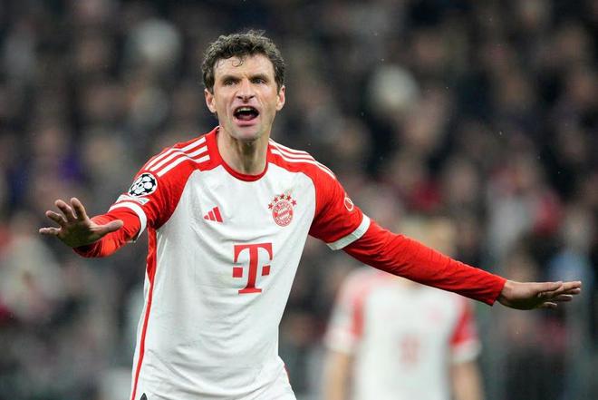 开云APP-穆勒攻入关键进球，拜仁逆转晋级！