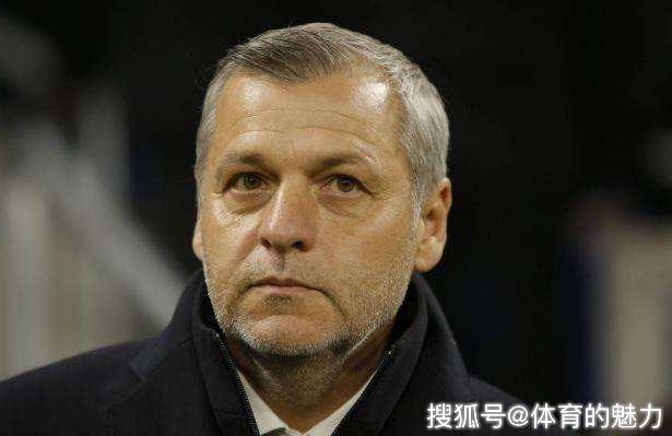 法甲球队主教练战术调整收效显著