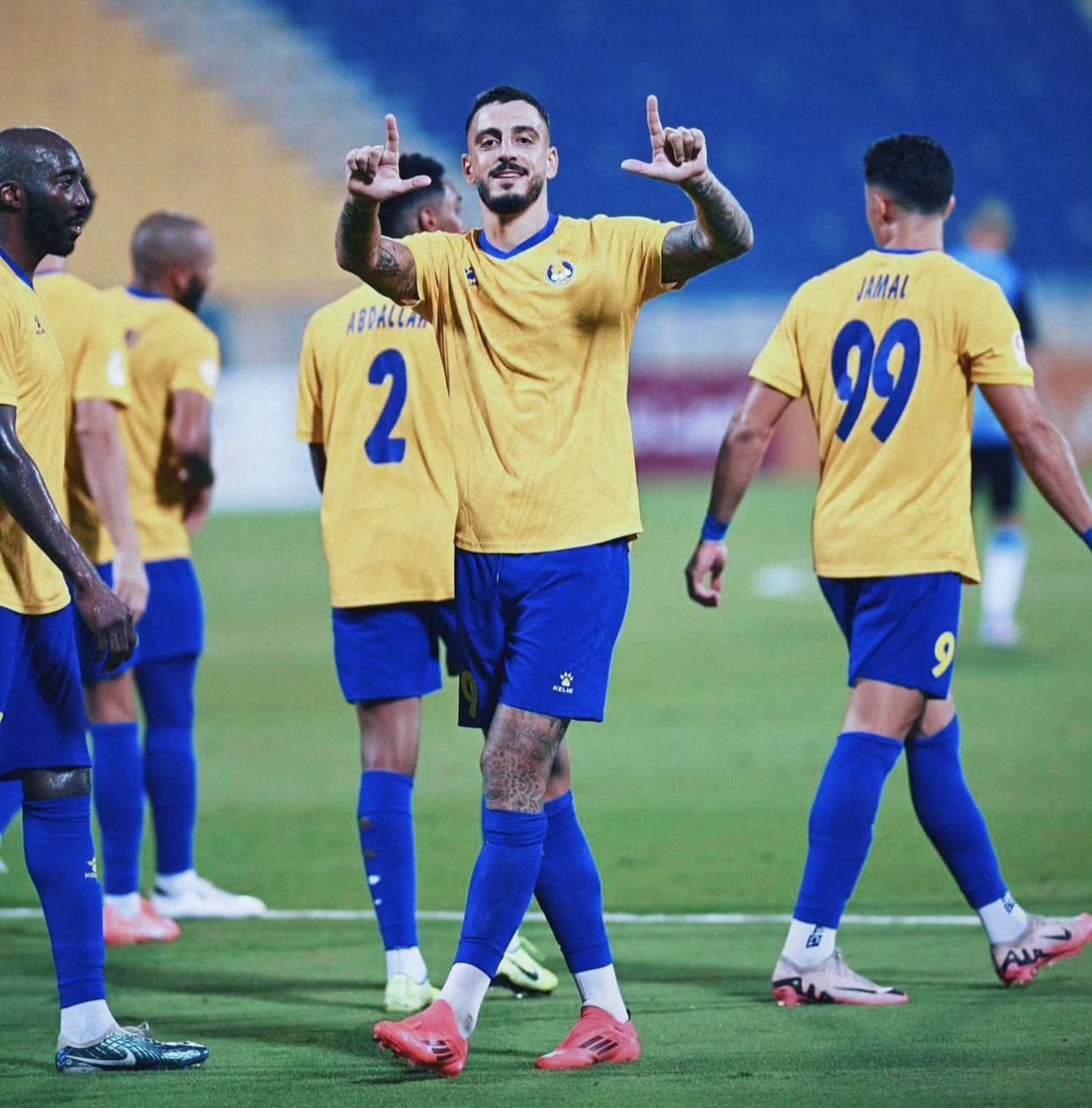 开云APP-马赛挑战里昂，球员状态备受瞩目