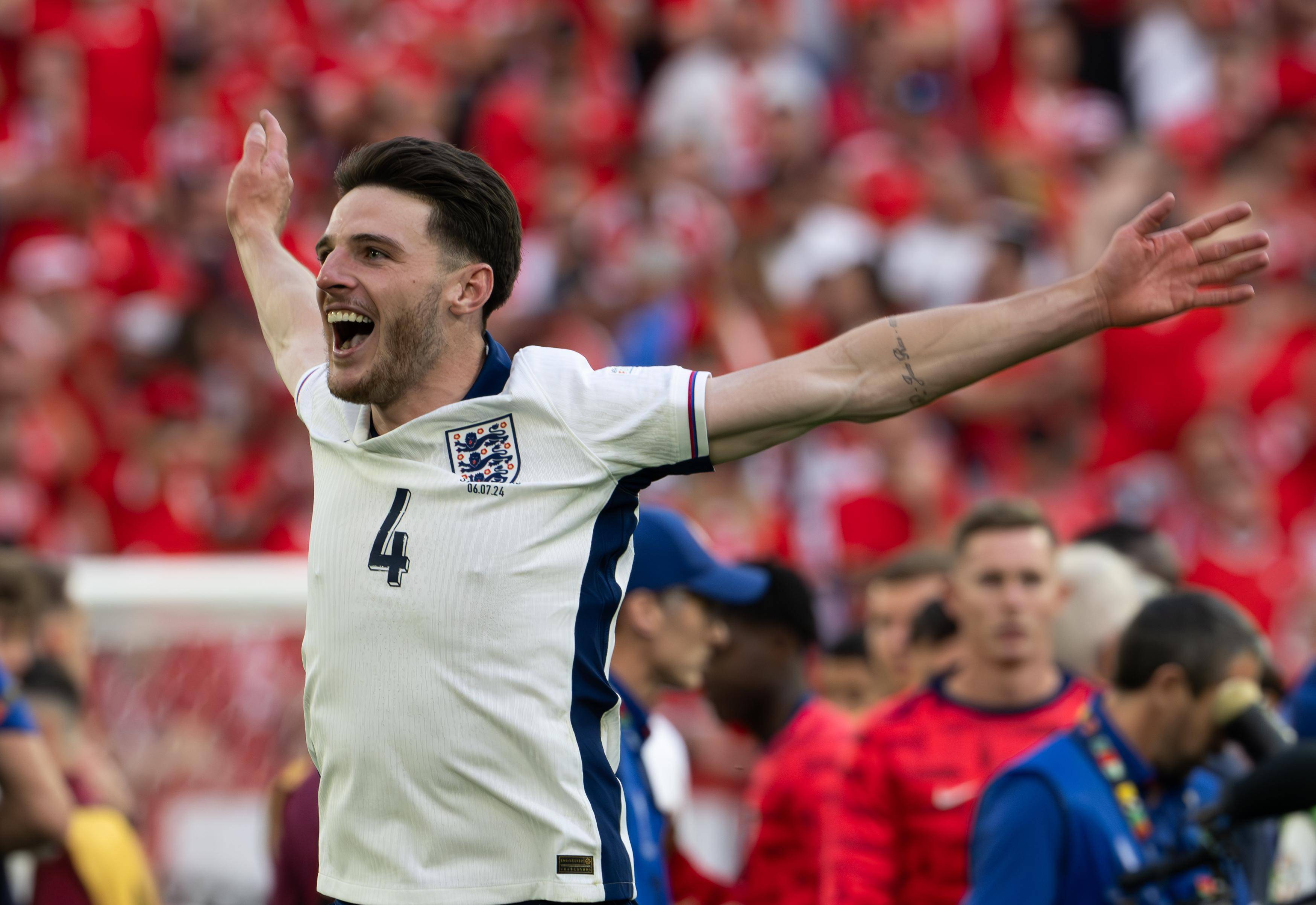 英格兰队在比赛中以-击败苏格兰队