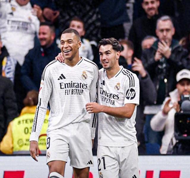 曼联尴尬输球，主帅执教风云不定的简单介绍