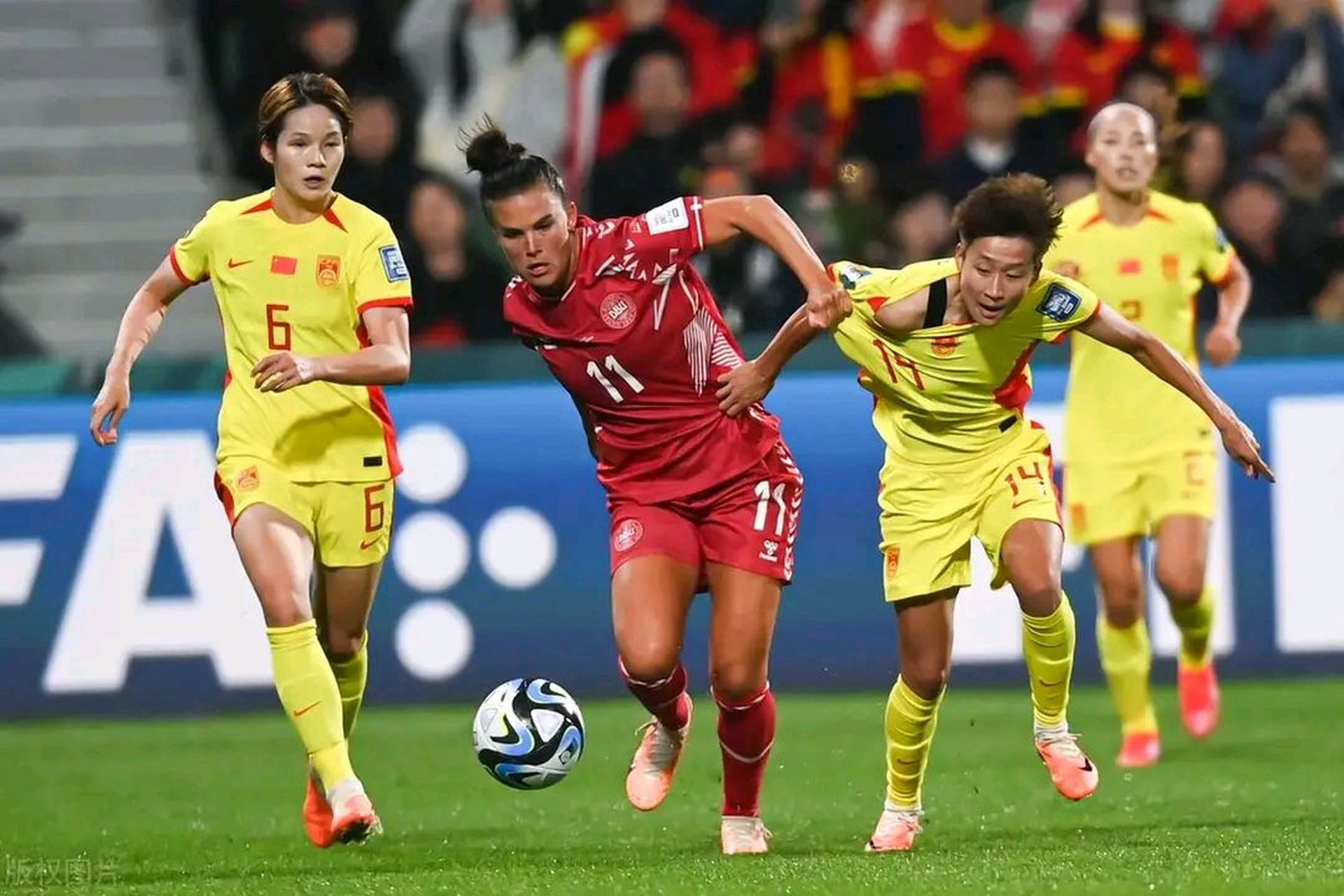 小组赛最终结果揭晓,女足锦标赛继续进行的简单介绍 小组赛最终结果揭晓,女足锦标赛继续进行的简单介绍