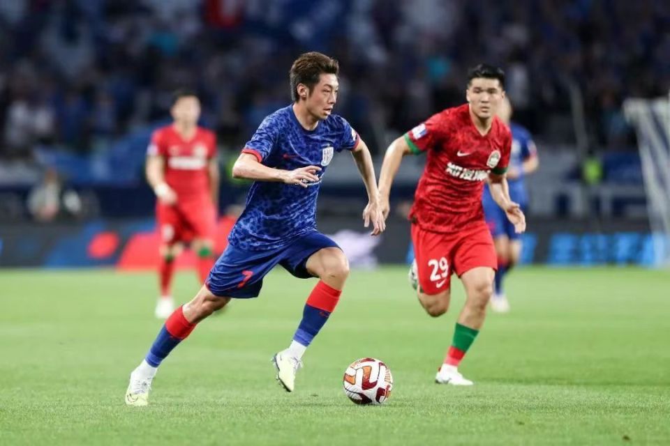 罗马前锋连场破门,攻击力强劲 罗马前锋连场破门,攻击力强劲