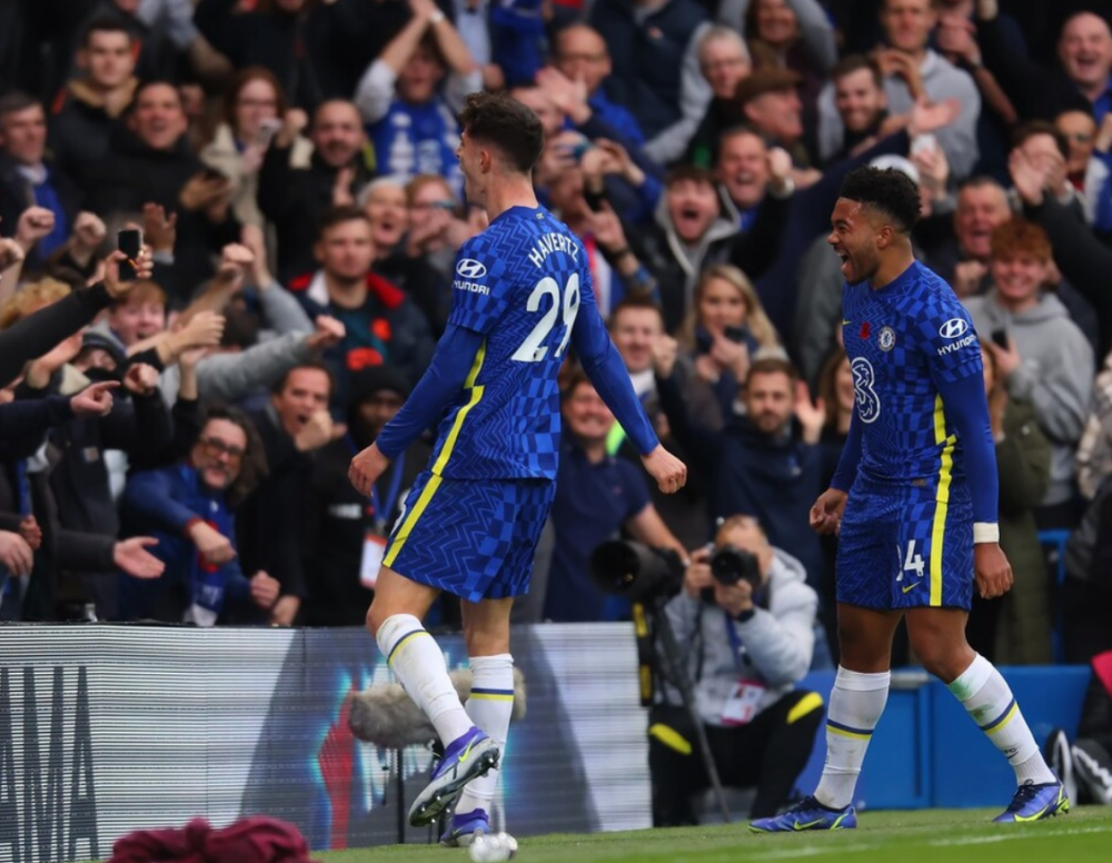 包含绿茵主场逼平对手，保持平稳态势的词条