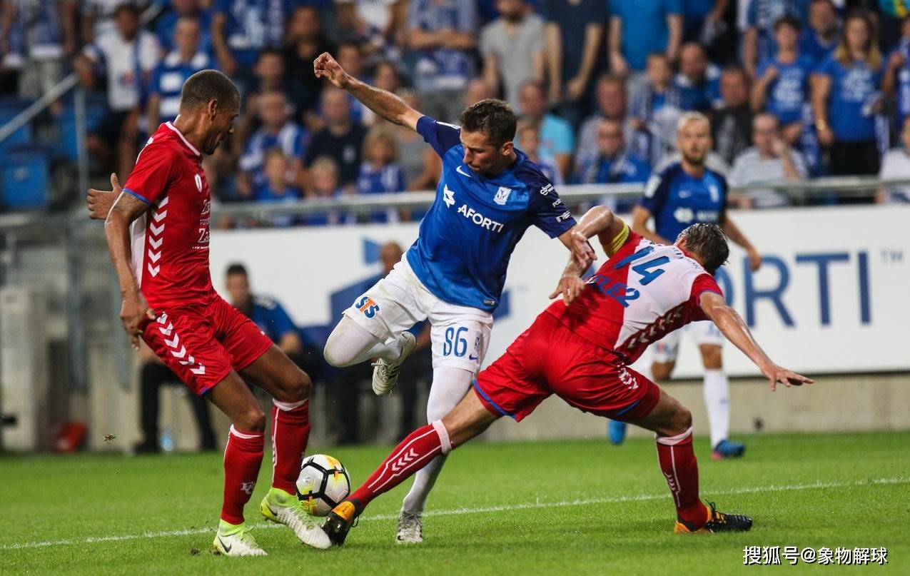 荷甲联赛，阿贾克斯再次击败对手