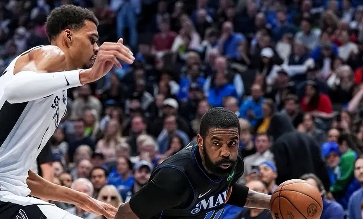 开云体育官方网站-包含欧预赛比赛现场瞬间，球员技术精湛的词条