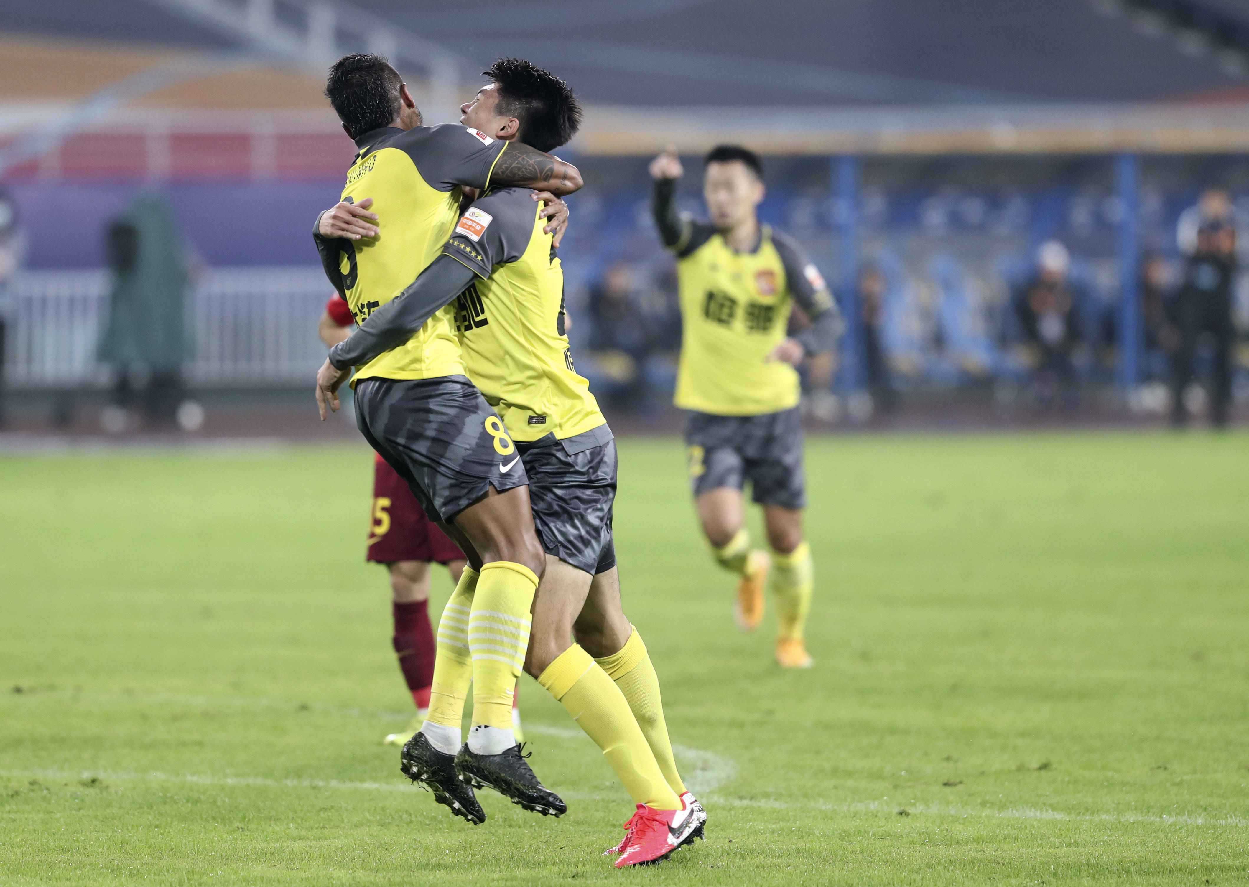 开云体育中国-包含河北华夏幸福队披荆斩棘，迎战贵州智诚的词条