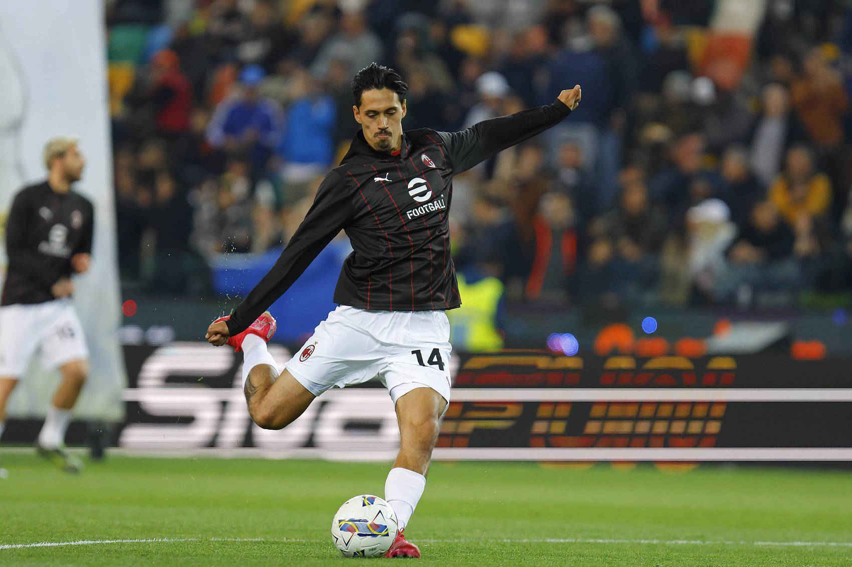 开云体育app-意甲｜AC米兰险胜，赛后采访