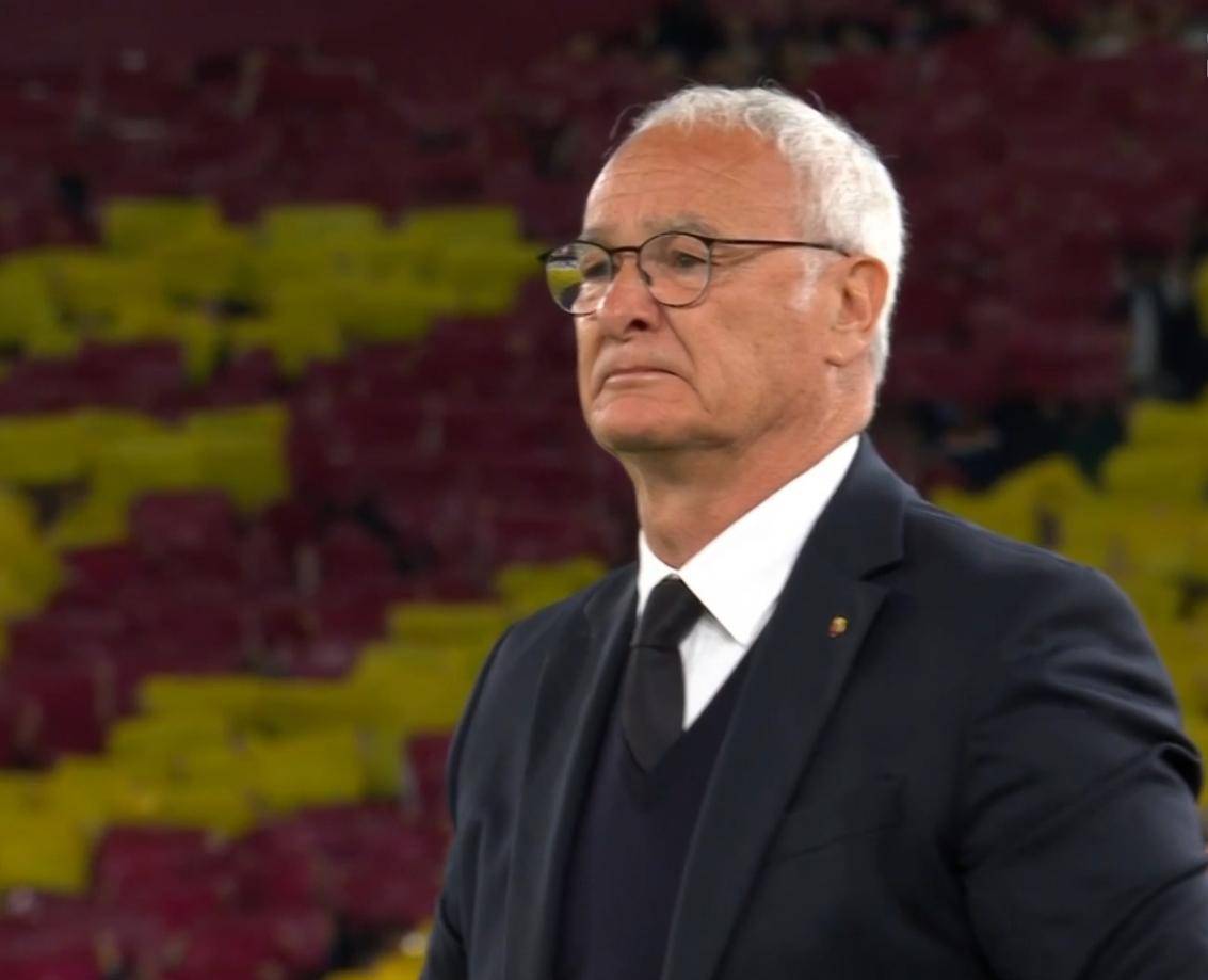 低迷表现球队陷泥潭，教练遭质疑