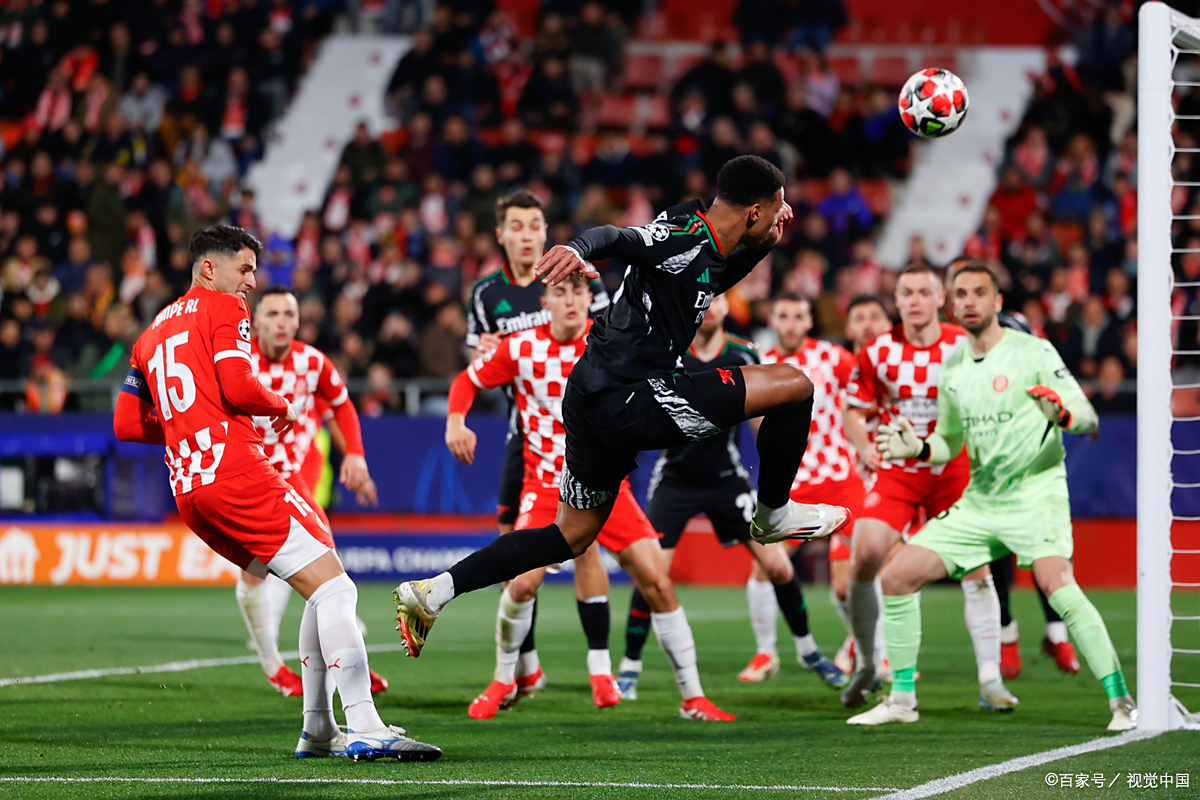 热那亚客场击败对手，赢得关键三分