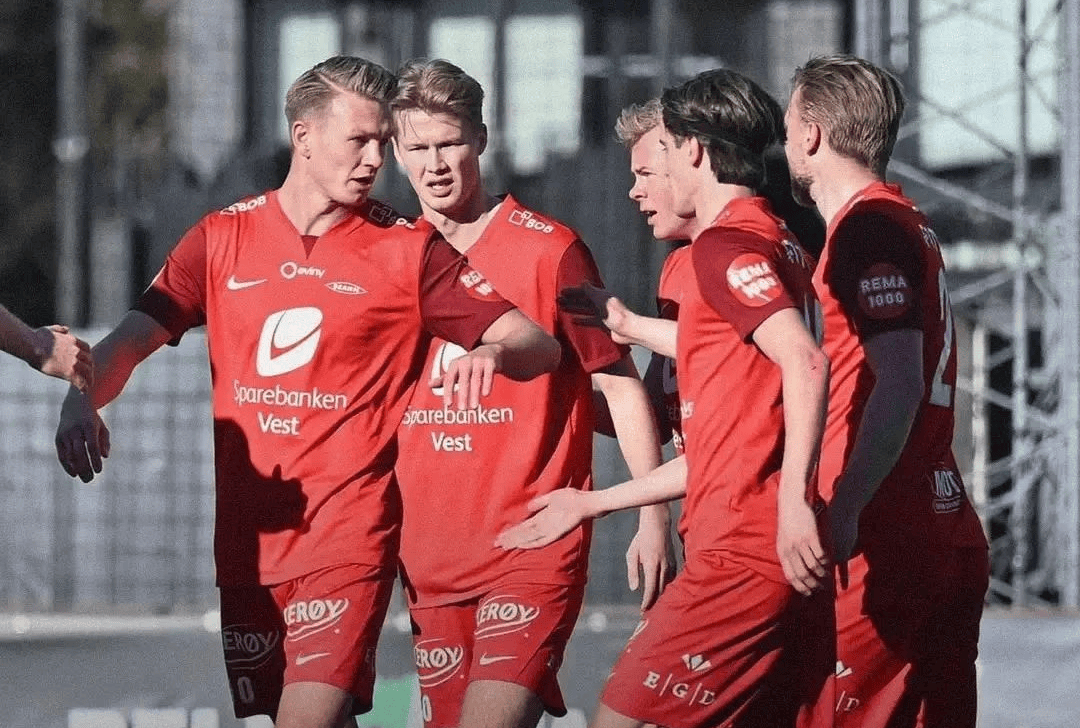 萨尔茨堡备战欧冠比赛，球队备战状况良好