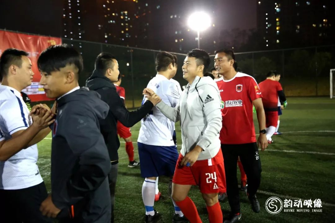 轰动一时的巅峰对决拉开帷幕