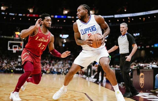 开云体育入口-雄鹿击败快船，豪取连胜