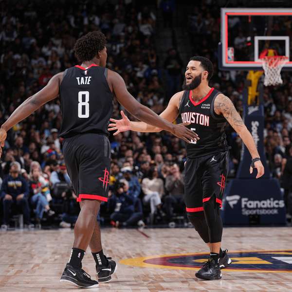 火箭逆袭击败掘金，逆风翻盘