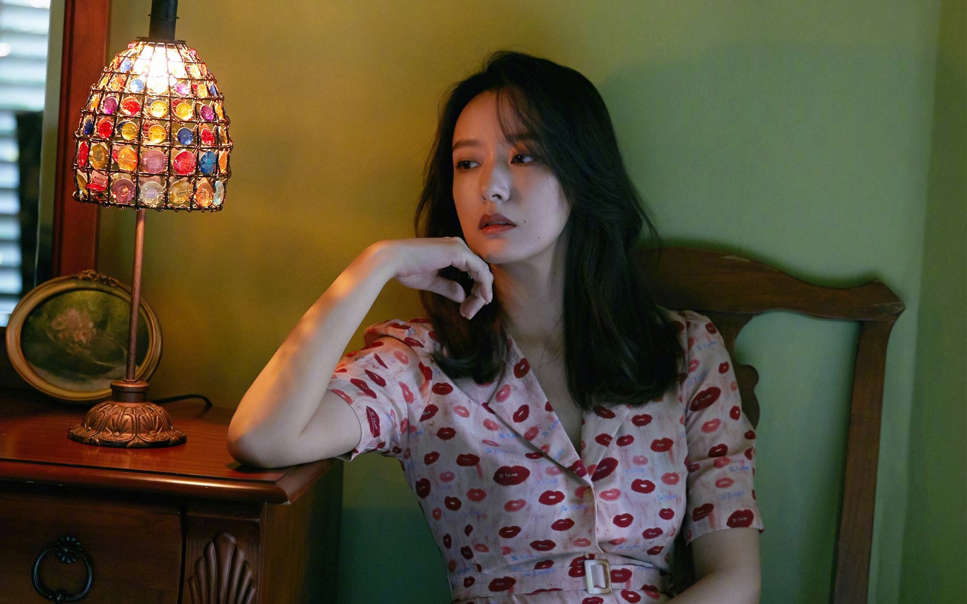 莱万独中三元引爆全场，阿森纳强势击溃佛罗伦萨