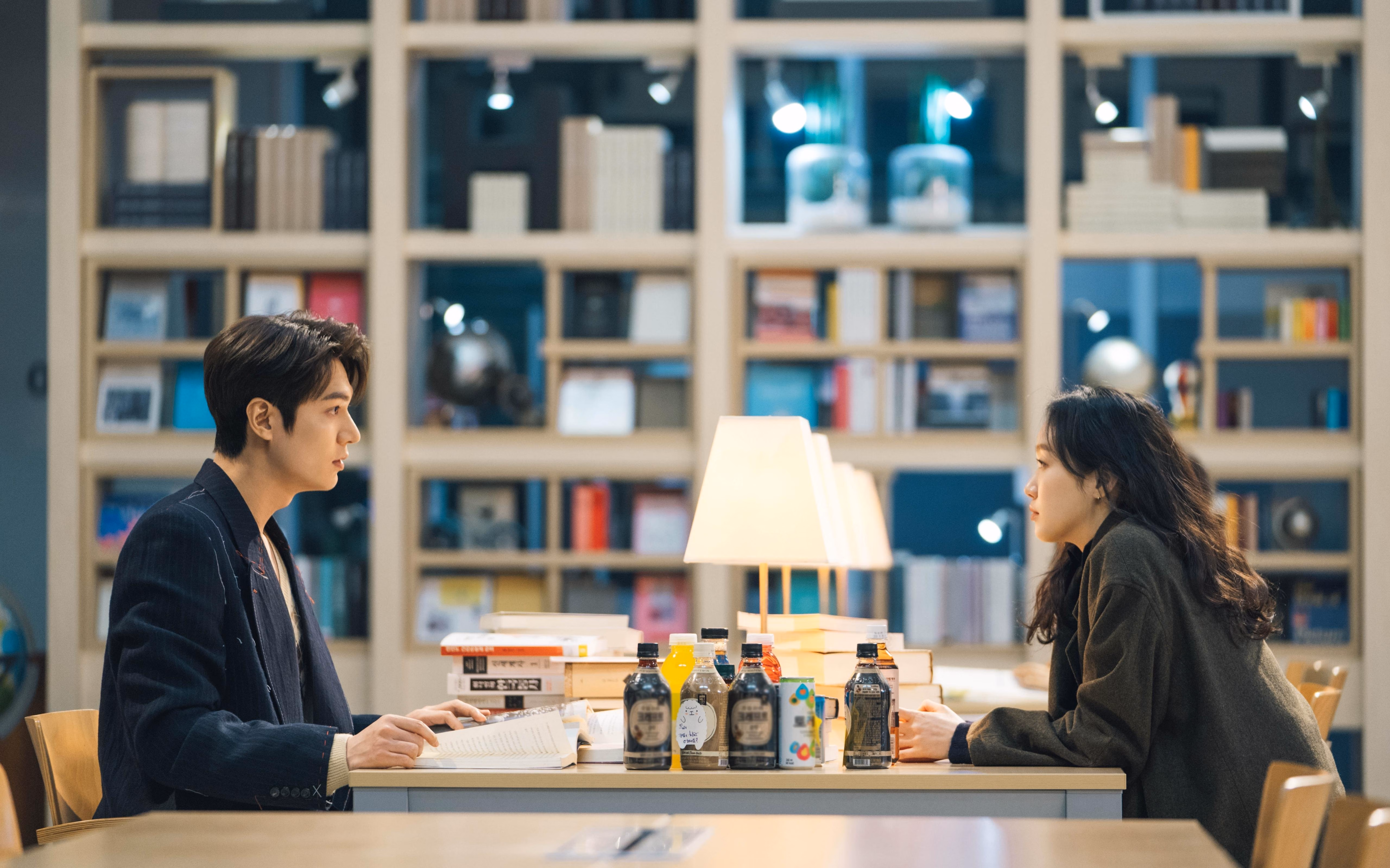 冰封与烈焰,阿坎吉的救赎时刻,在一记头球中击碎所有过去